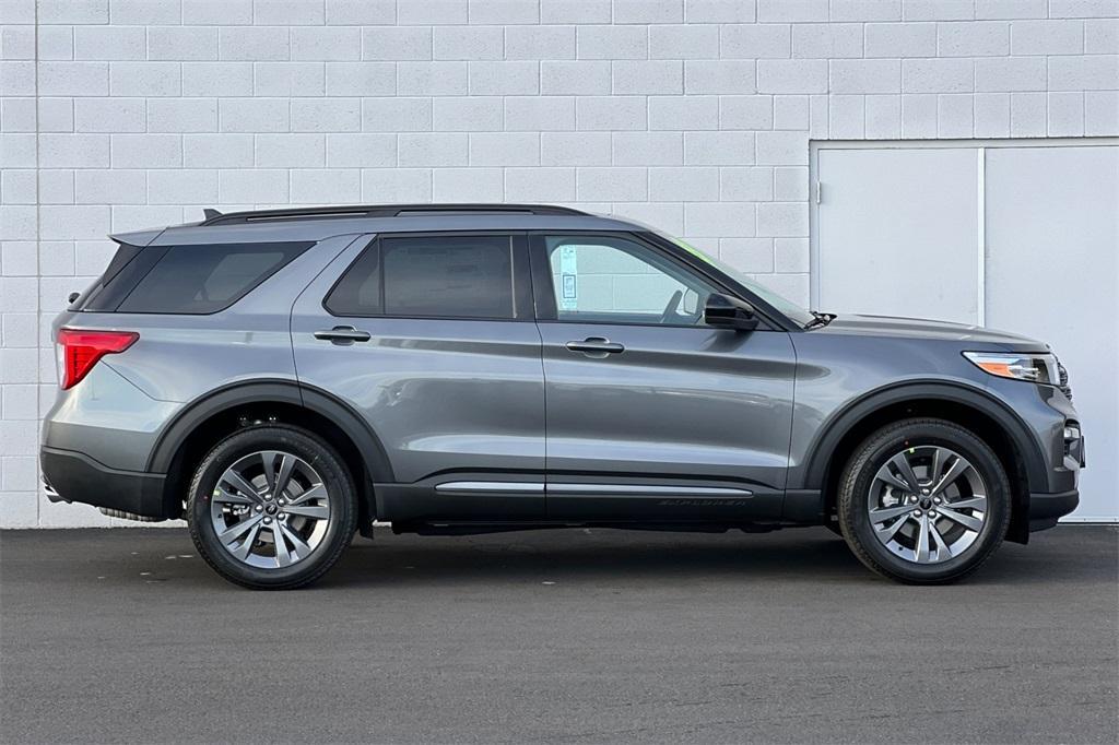 new 2024 Ford Explorer car, priced at $59,010