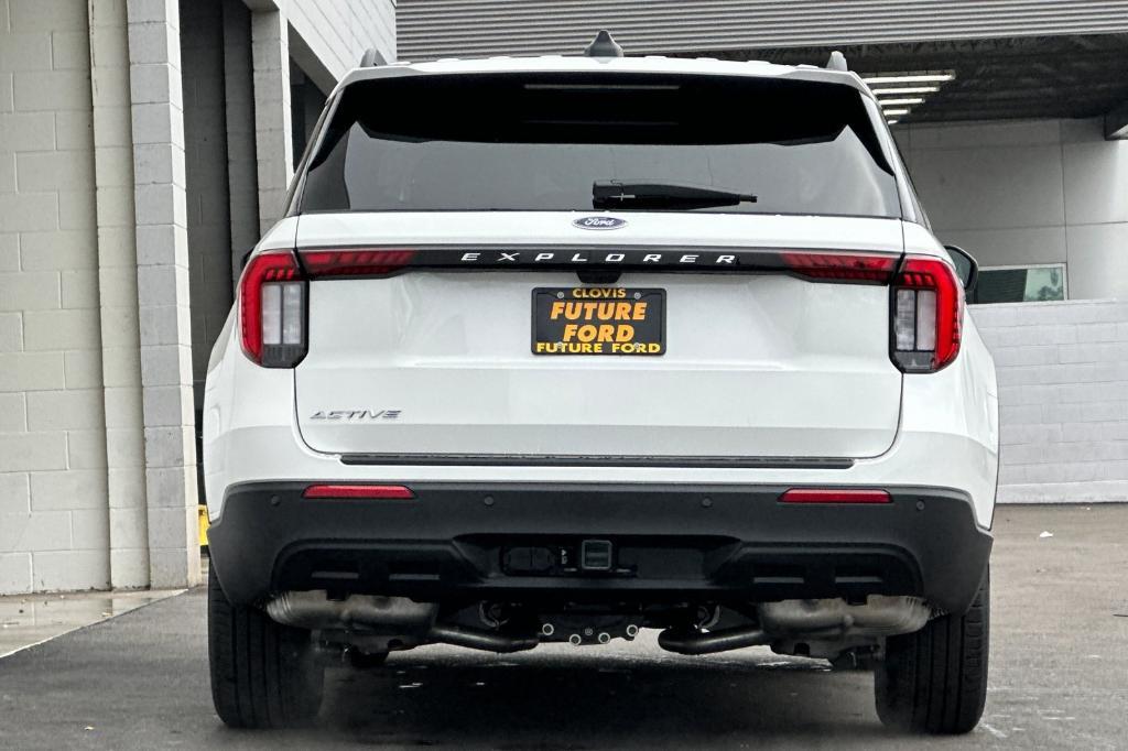 new 2025 Ford Explorer car, priced at $49,240