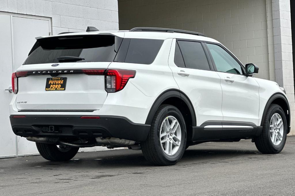 new 2025 Ford Explorer car, priced at $49,240