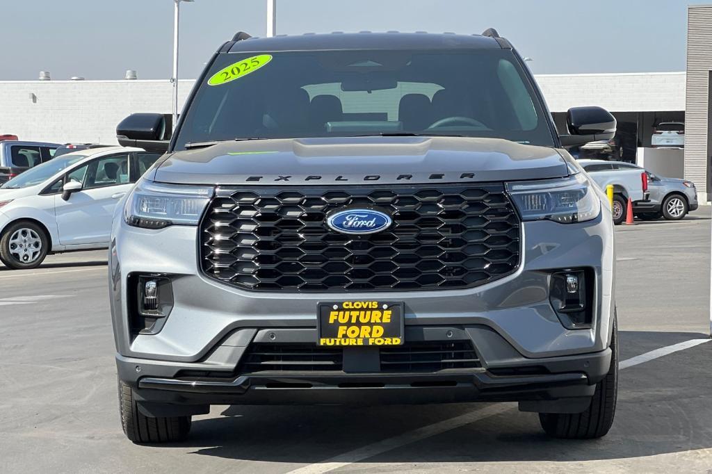 new 2025 Ford Explorer car, priced at $48,605