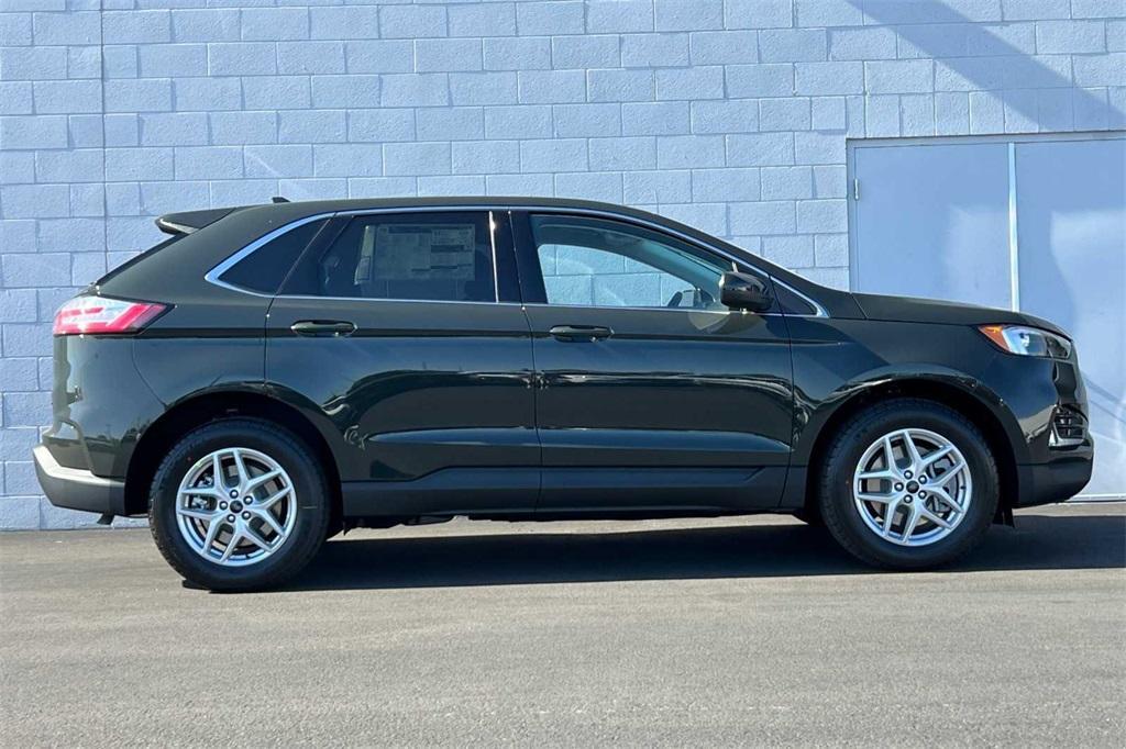 new 2024 Ford Edge car, priced at $42,995