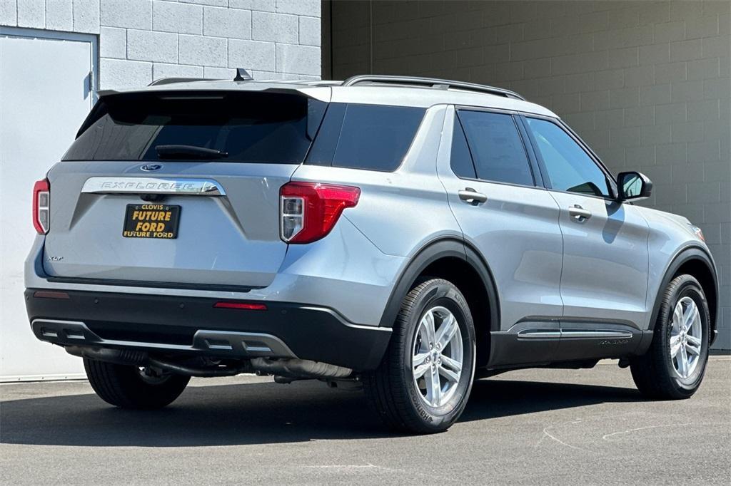 new 2024 Ford Explorer car, priced at $51,680