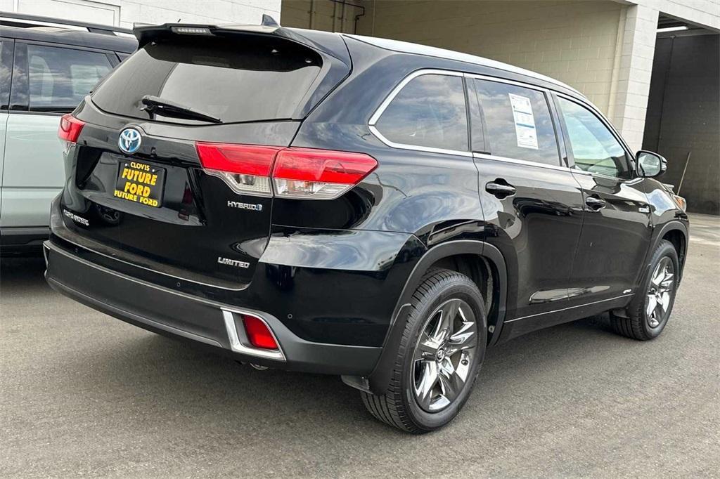 used 2017 Toyota Highlander Hybrid car, priced at $25,978