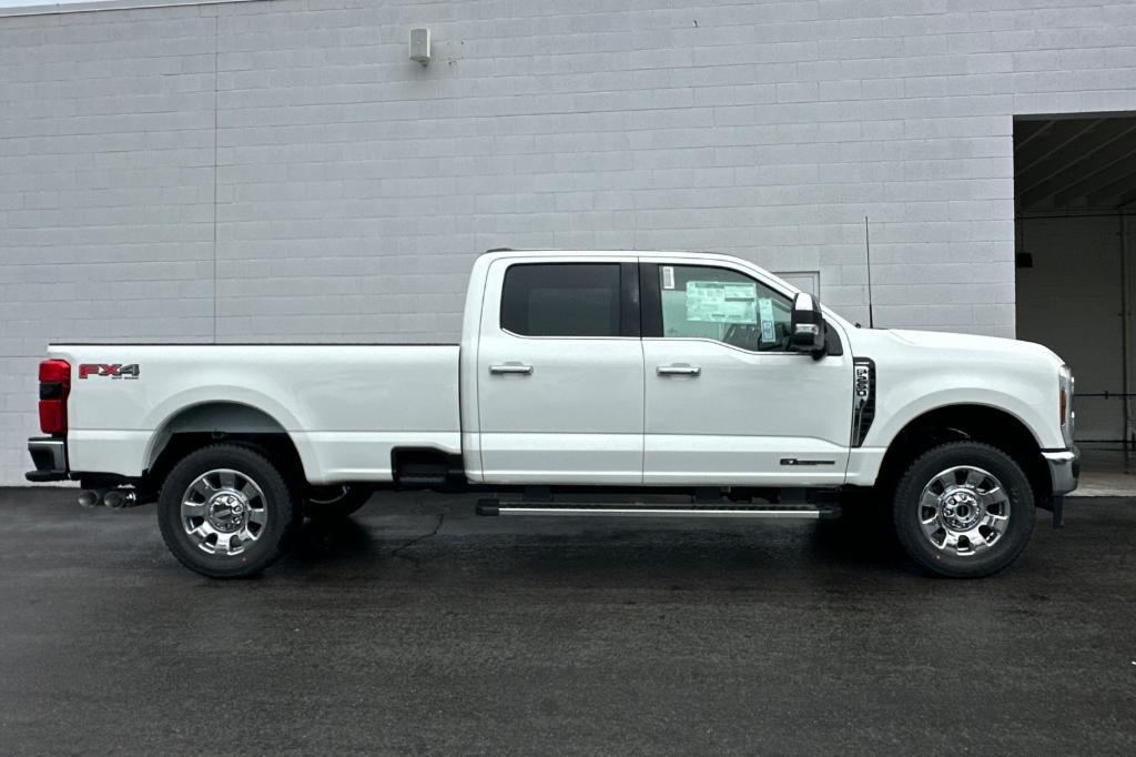 new 2025 Ford F-250 car, priced at $89,555