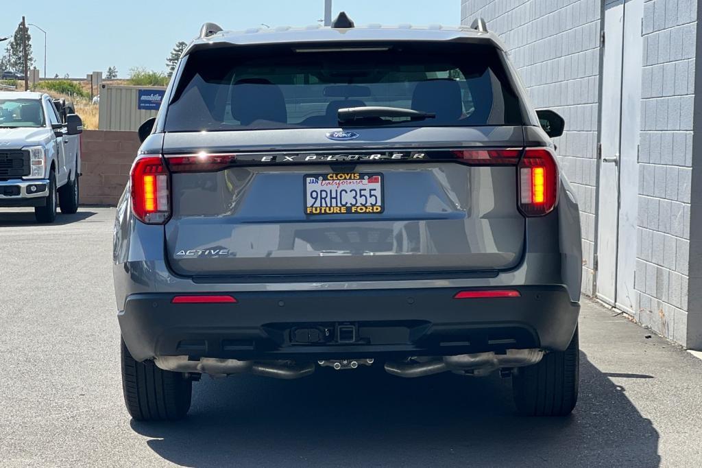 new 2025 Ford Explorer car, priced at $41,450