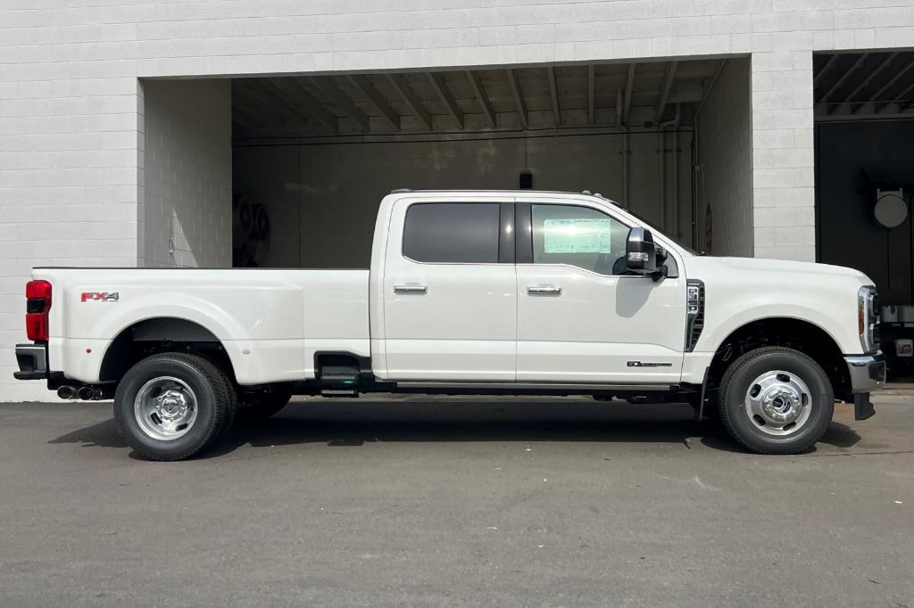 new 2025 Ford F-350 car, priced at $100,925