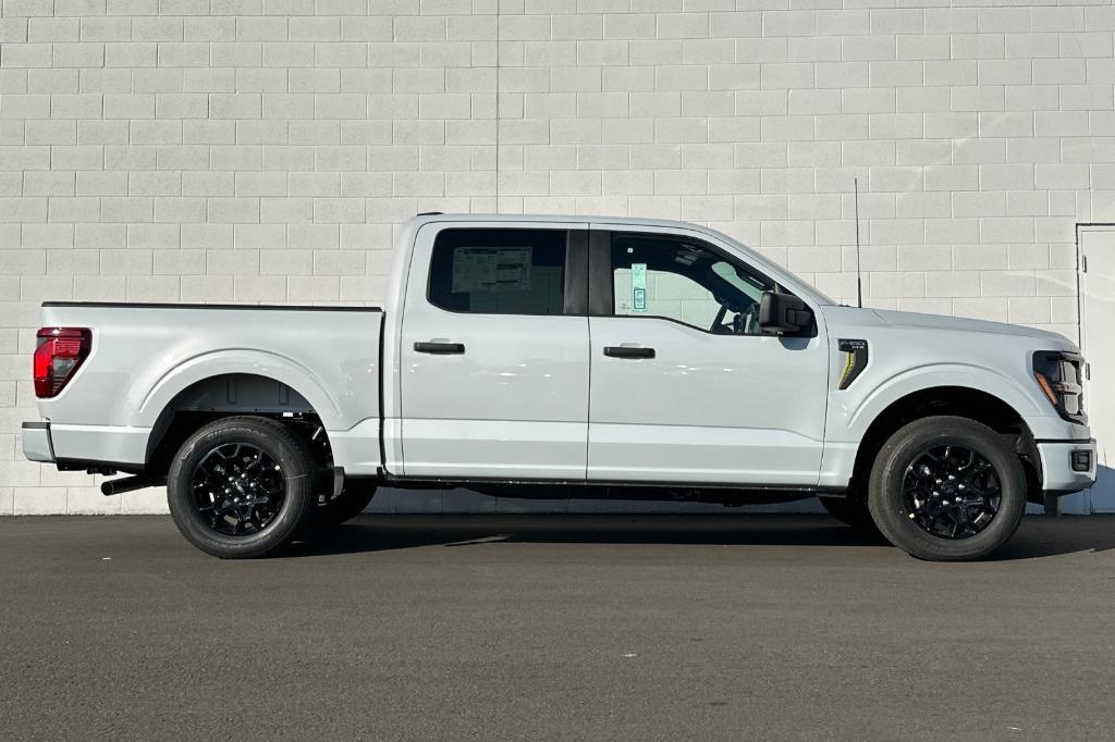 new 2025 Ford F-150 car, priced at $55,780