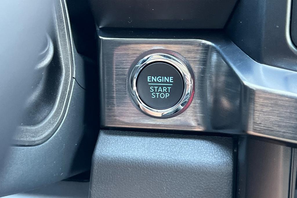 new 2025 Ford F-250 car, priced at $87,925