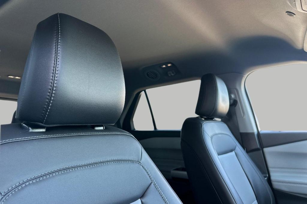 new 2024 Ford Explorer car, priced at $39,995