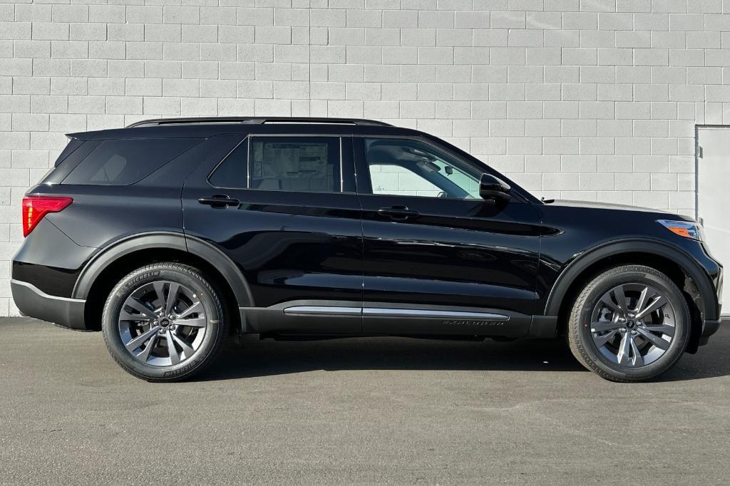 new 2024 Ford Explorer car, priced at $54,770