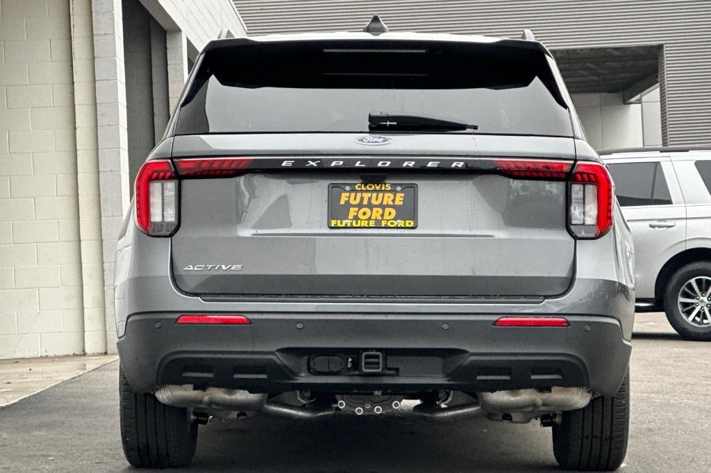 new 2025 Ford Explorer car, priced at $48,445