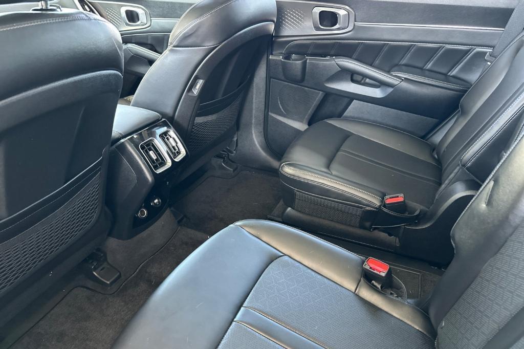 used 2022 Kia Sorento car, priced at $31,951