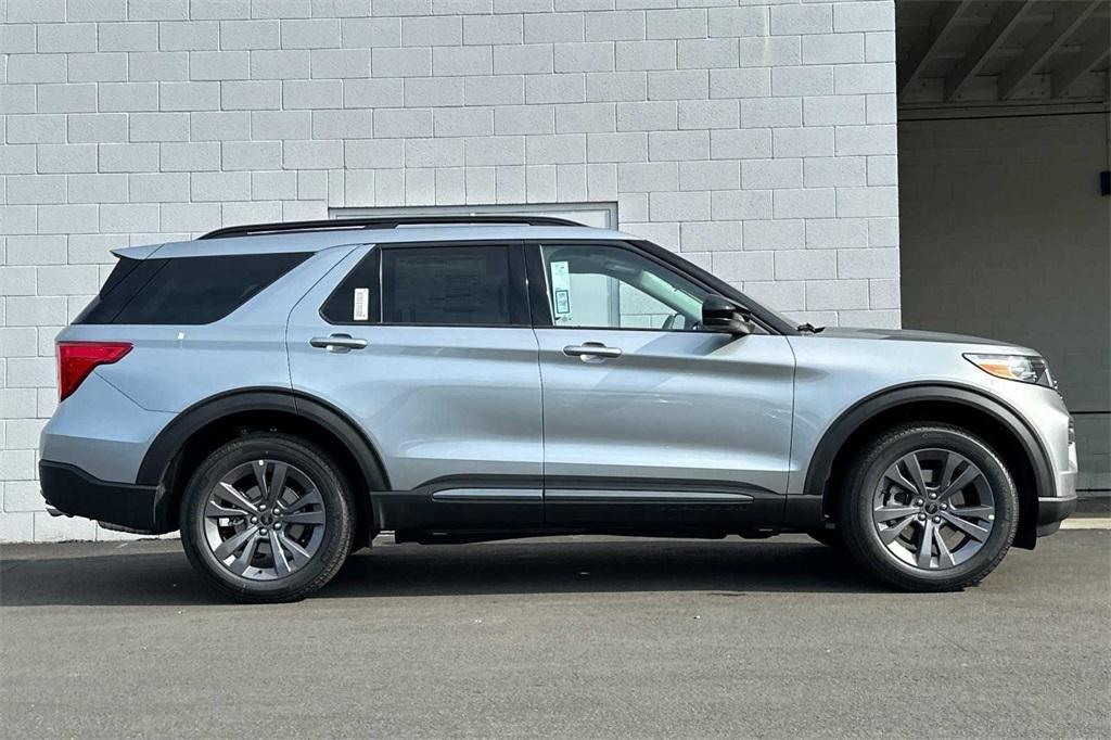 new 2024 Ford Explorer car, priced at $59,010