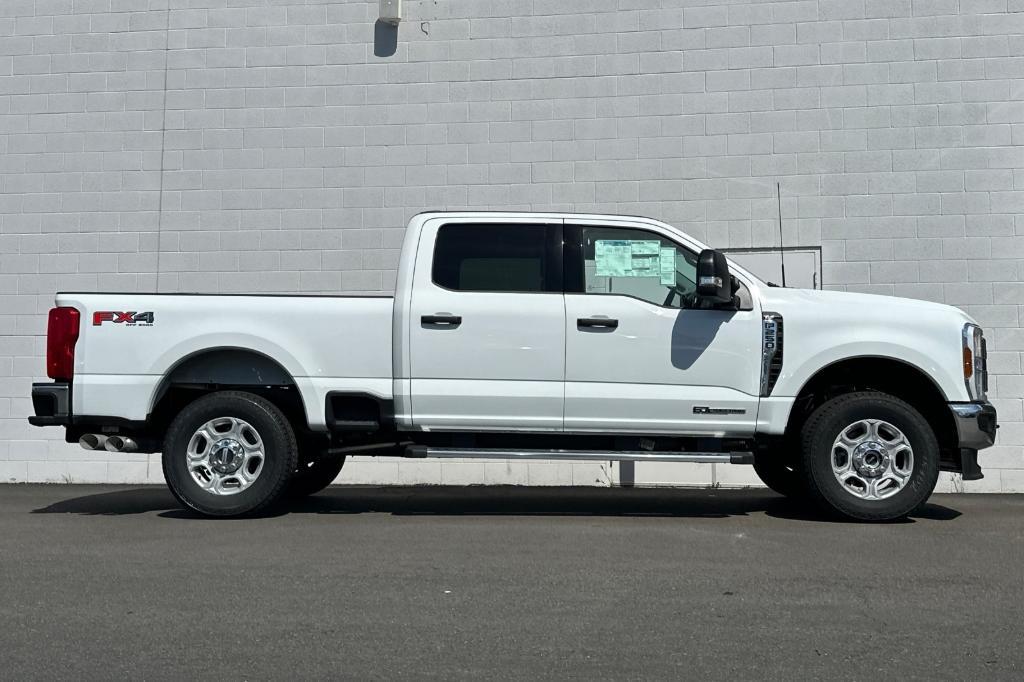 new 2025 Ford F-250 car, priced at $79,720