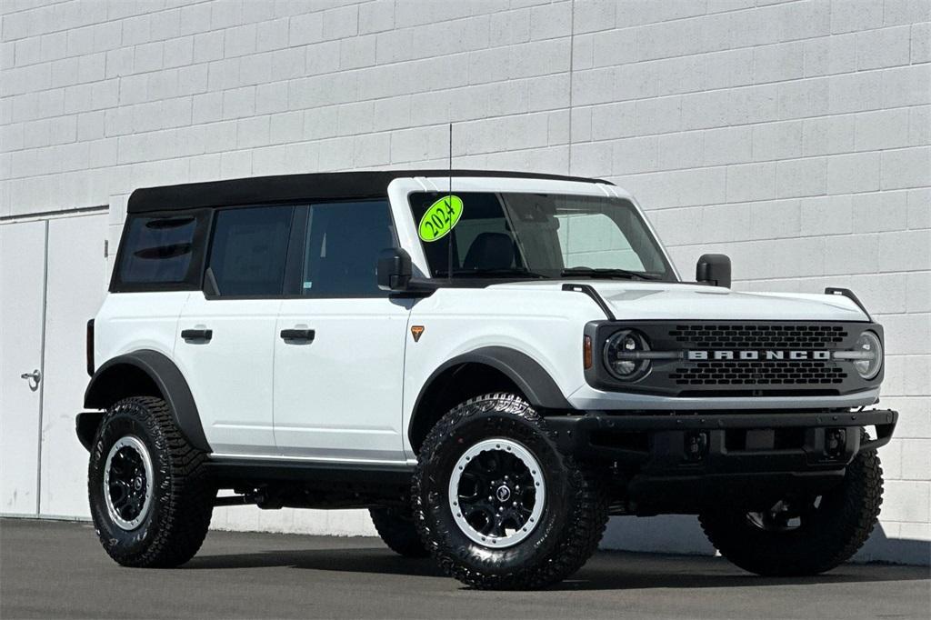 new 2024 Ford Bronco car, priced at $61,899