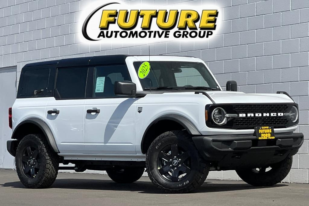 new 2025 Ford Bronco car, priced at $45,622