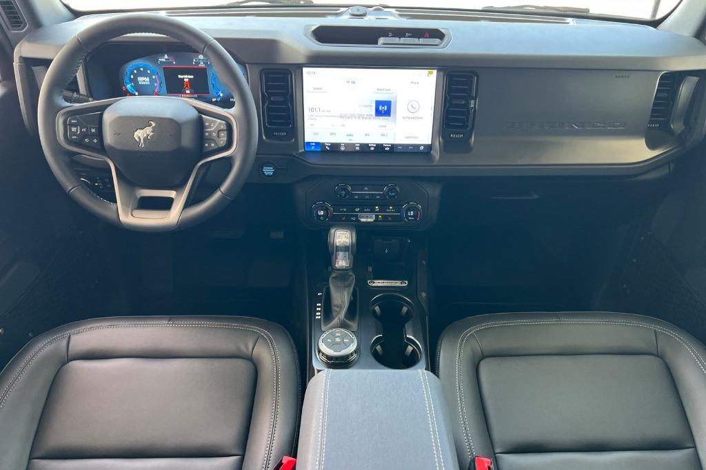 new 2025 Ford Bronco car, priced at $45,622
