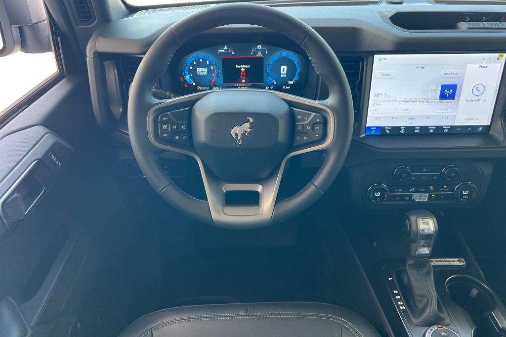 new 2025 Ford Bronco car, priced at $45,622