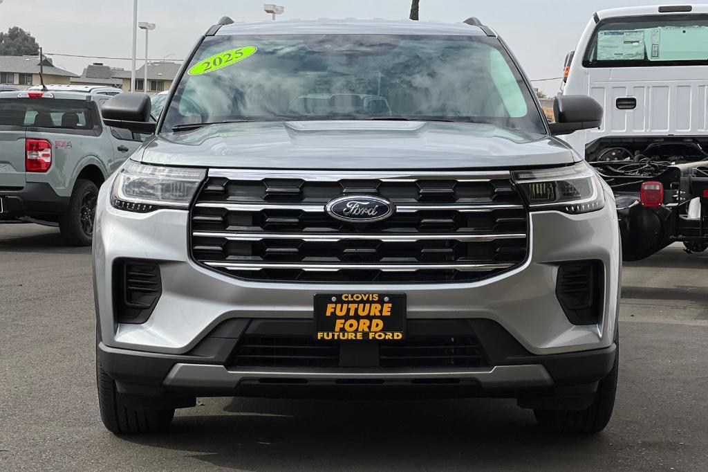 new 2025 Ford Explorer car, priced at $48,345