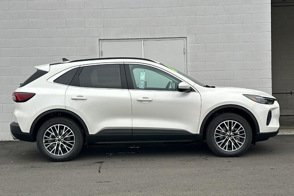 new 2025 Ford Escape car, priced at $52,415