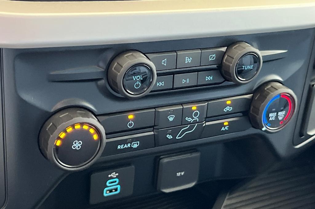 new 2024 Ford F-350 car, priced at $62,258