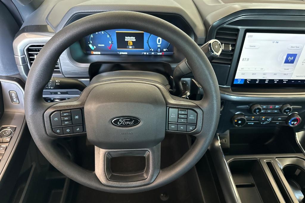 new 2025 Ford F-150 car, priced at $62,305