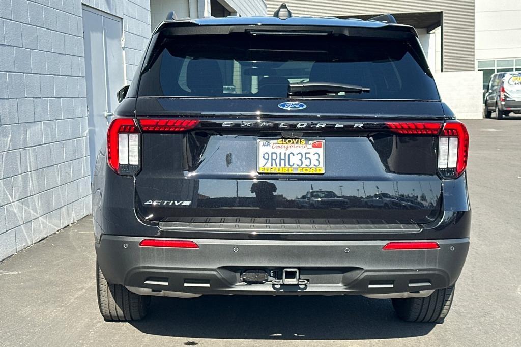 new 2025 Ford Explorer car, priced at $41,250