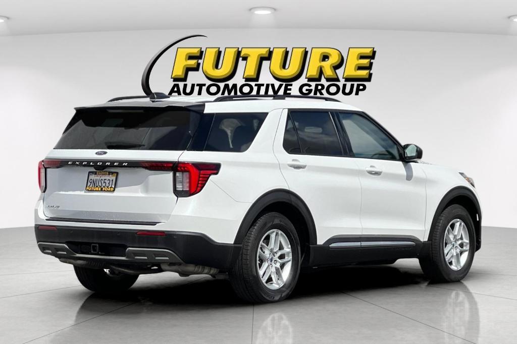 new 2025 Ford Explorer car, priced at $42,151