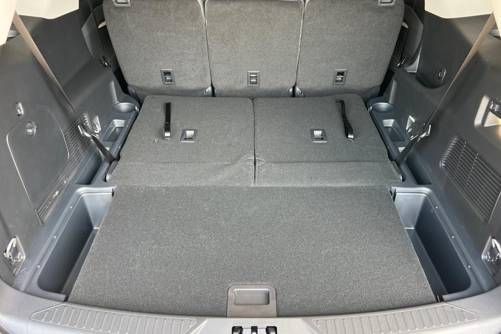 new 2025 Ford Explorer car, priced at $41,956
