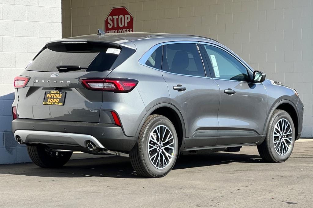 new 2025 Ford Escape car, priced at $46,890