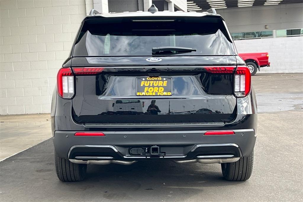 new 2025 Ford Explorer car, priced at $54,105