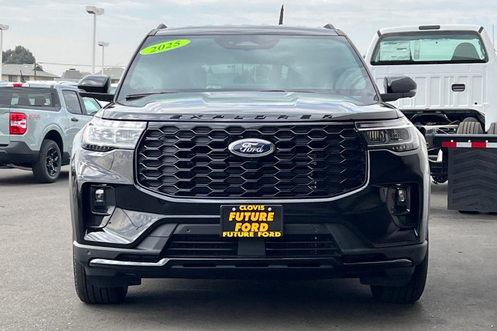 new 2025 Ford Explorer car, priced at $53,105