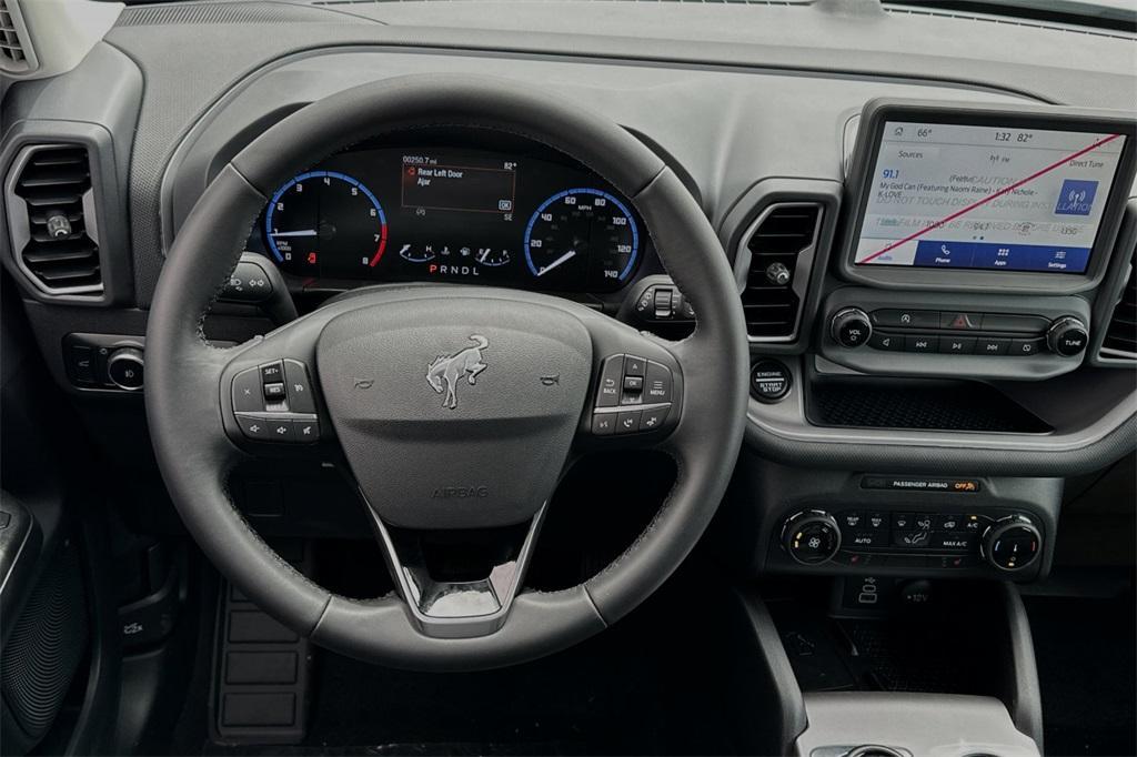 new 2024 Ford Bronco Sport car, priced at $40,215