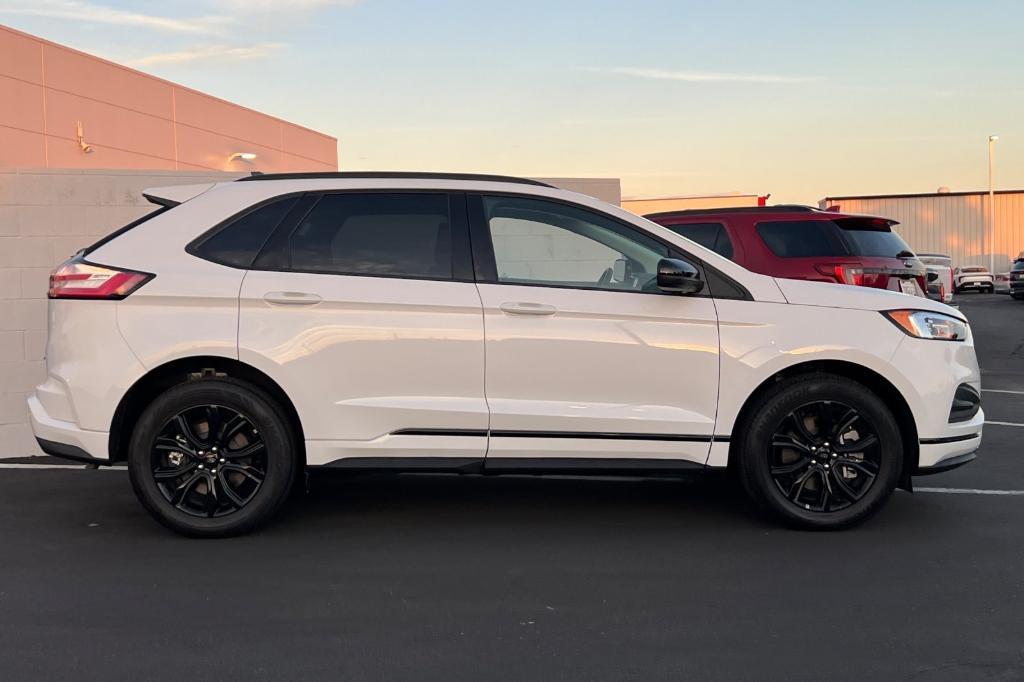 new 2024 Ford Edge car, priced at $35,348