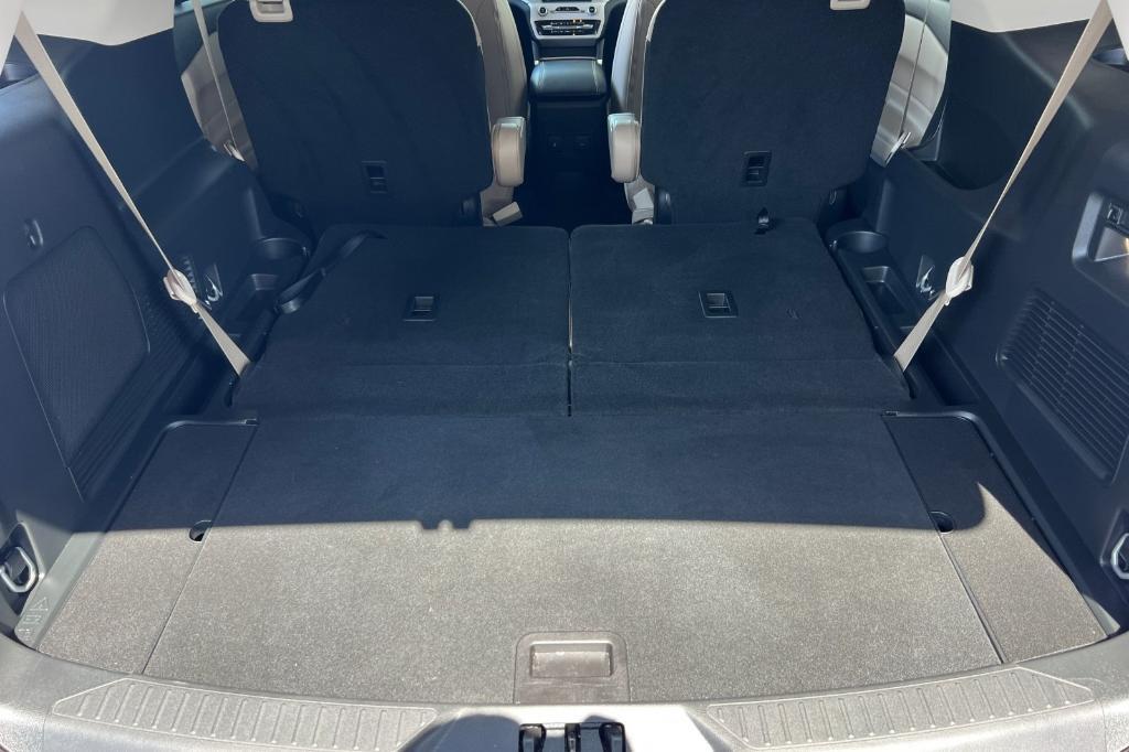 used 2024 Ford Explorer car, priced at $39,925