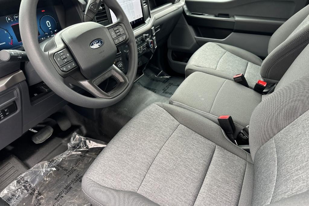 new 2024 Ford F-150 car, priced at $40,452