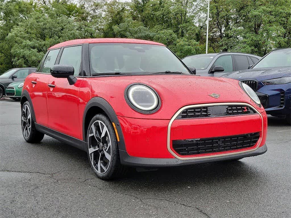 new 2025 MINI Hardtop car, priced at $37,595