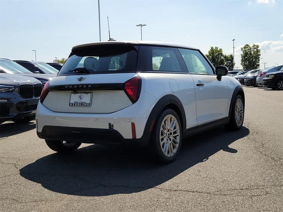 new 2025 MINI Hardtop car, priced at $35,595