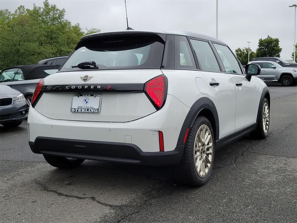 new 2025 MINI Hardtop car, priced at $39,880