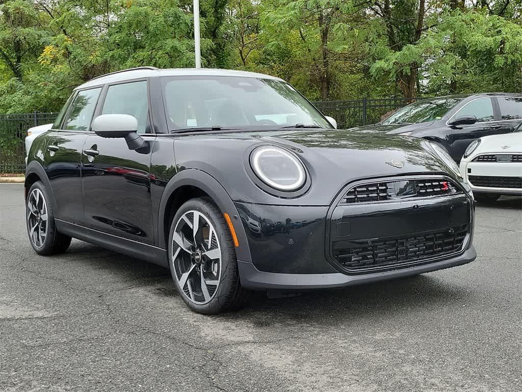 new 2025 MINI Hardtop car, priced at $38,545