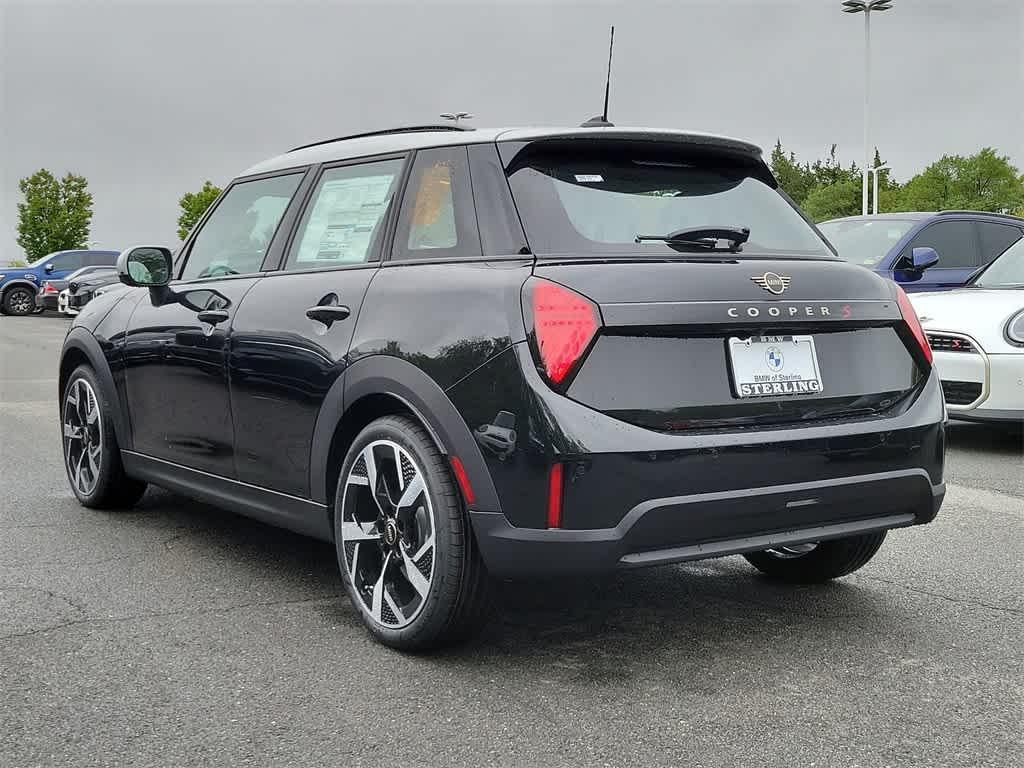 new 2025 MINI Hardtop car, priced at $38,545