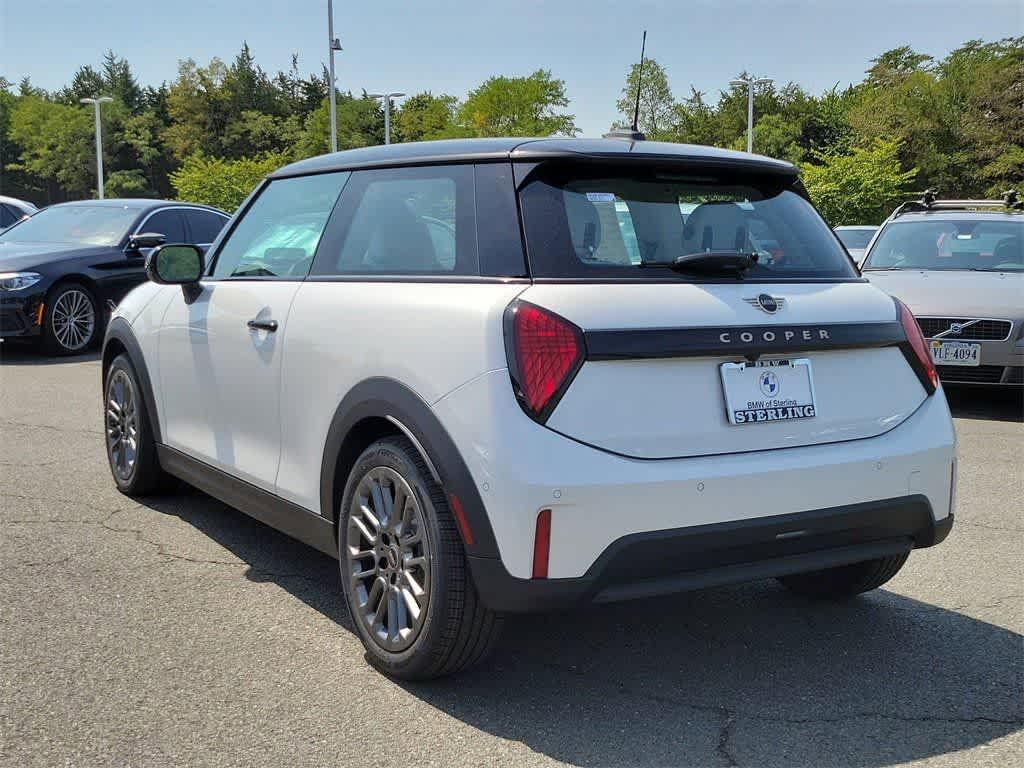 new 2025 MINI Hardtop car, priced at $32,420