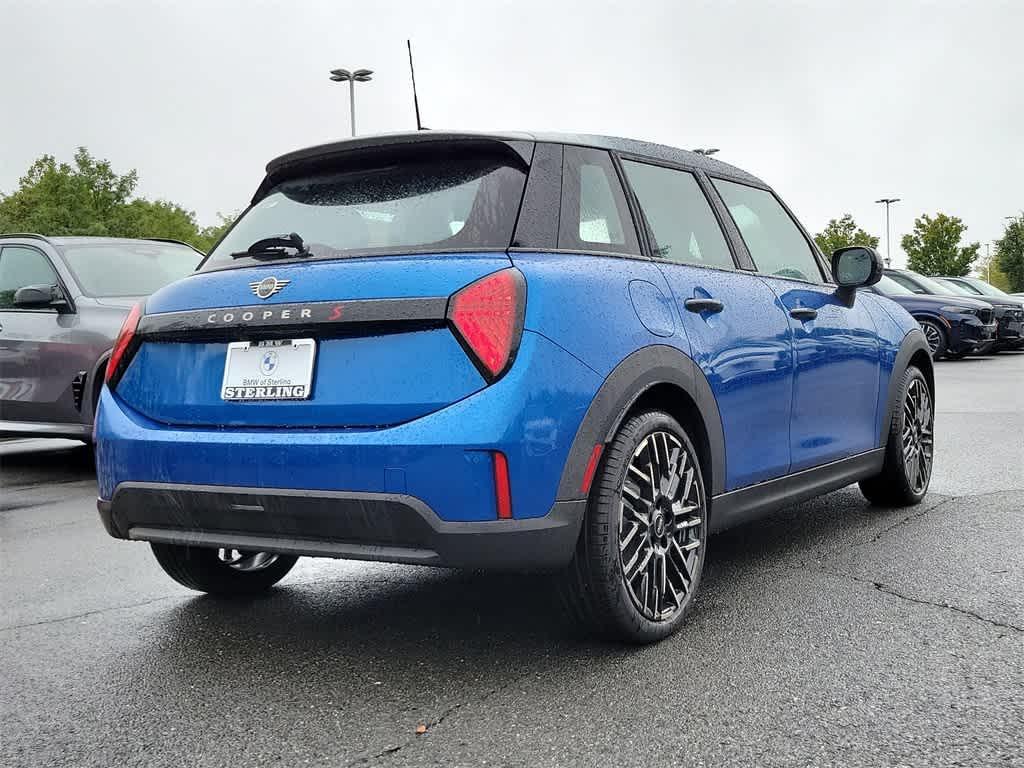 new 2025 MINI Hardtop car, priced at $39,880