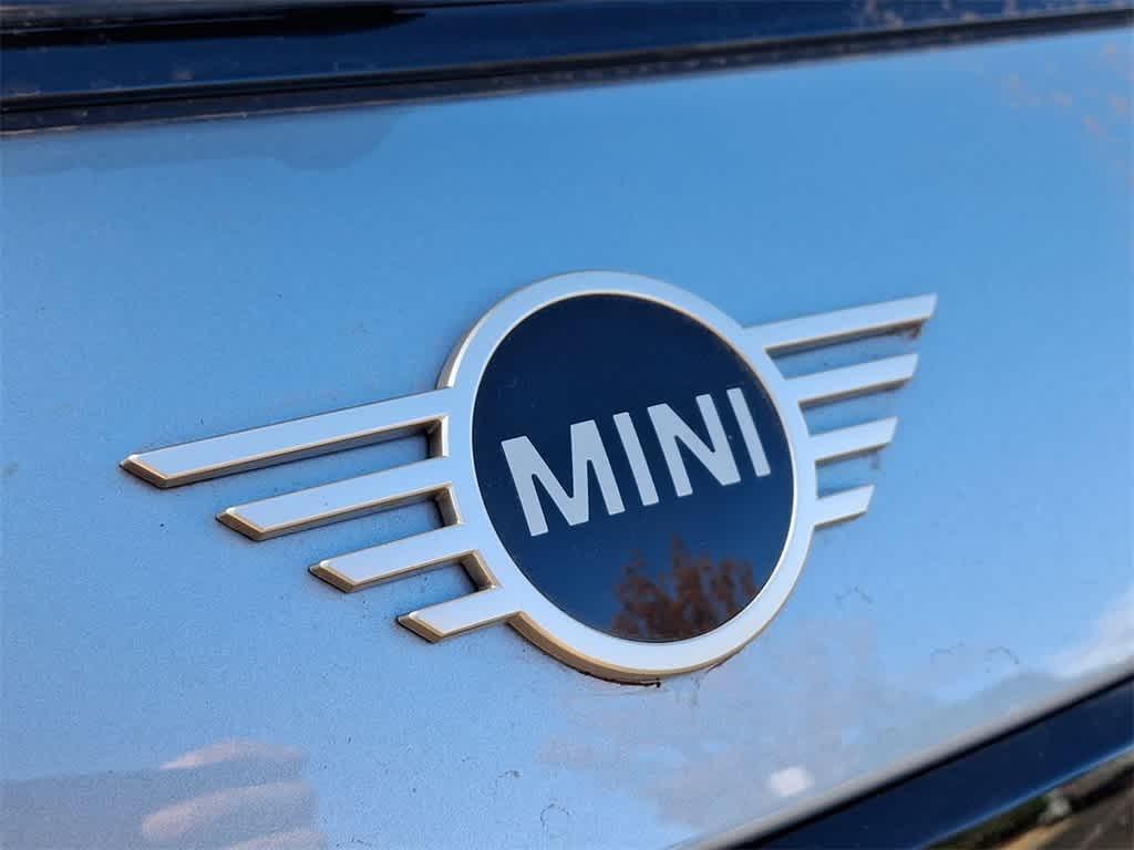 new 2025 MINI Hardtop car, priced at $33,195