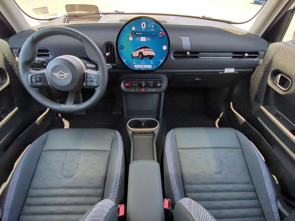 new 2025 MINI Hardtop car, priced at $35,025