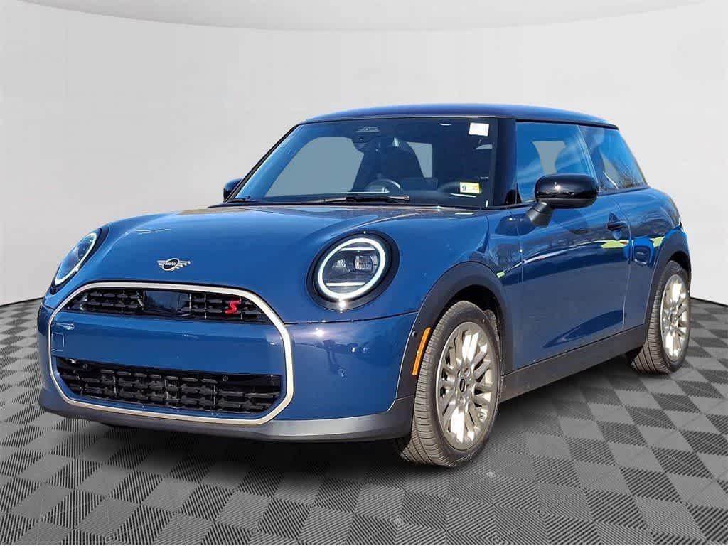 new 2025 MINI Hardtop car, priced at $37,395