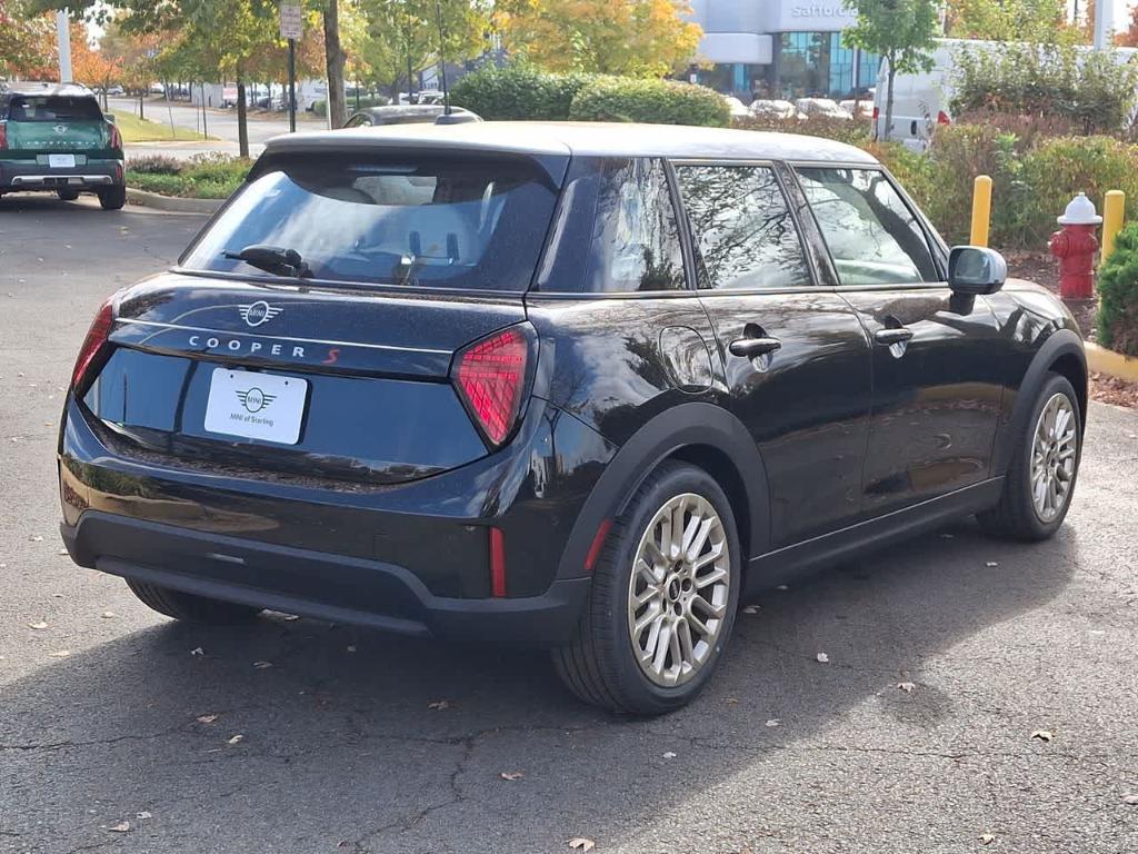 new 2025 MINI Hardtop car, priced at $36,595