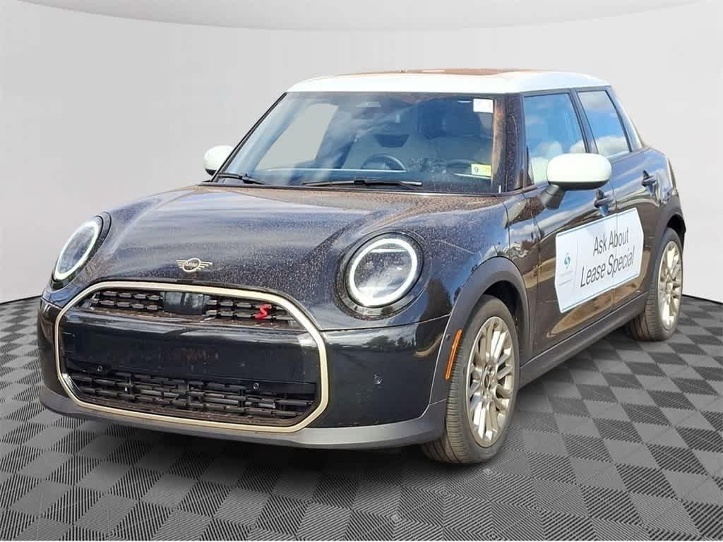 new 2025 MINI Hardtop car, priced at $36,595