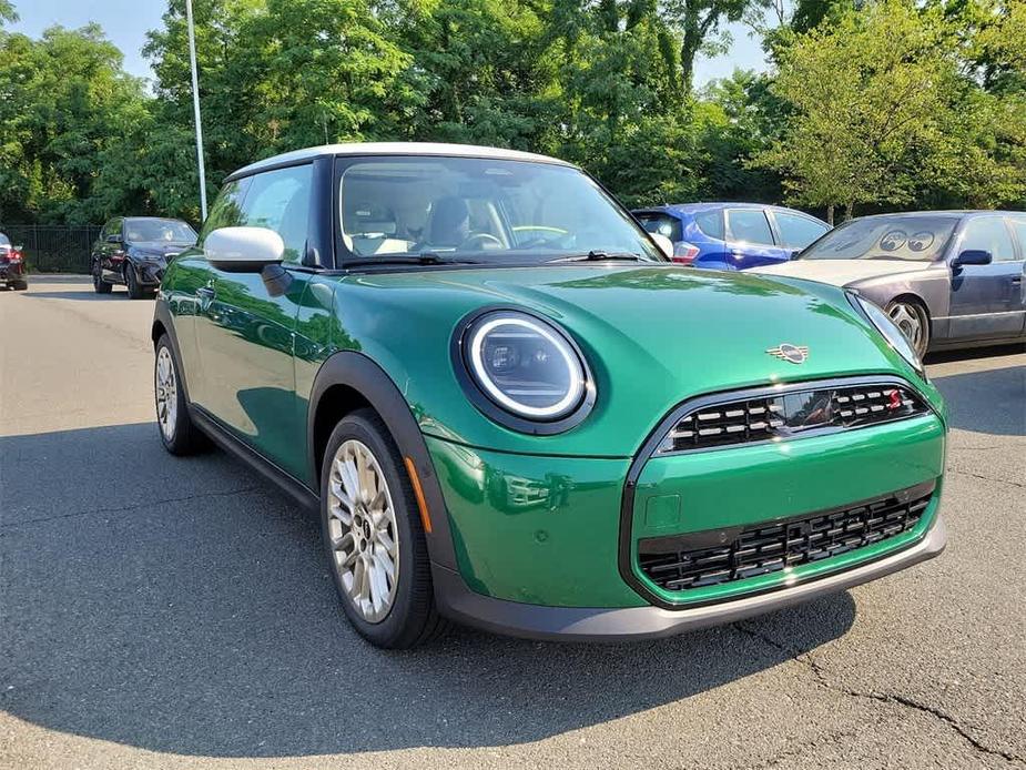 new 2025 MINI Hardtop car, priced at $35,895