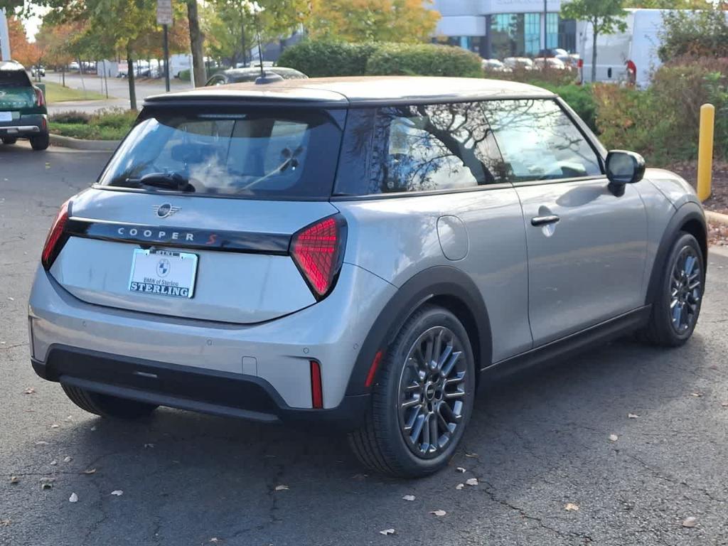 new 2025 MINI Hardtop car, priced at $35,595